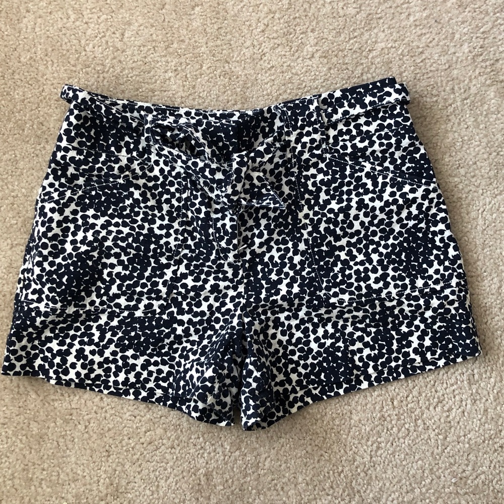 LOFT dot tie waist shorts